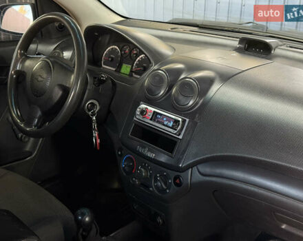 Черный Шевроле Авео, объемом двигателя 1.5 л и пробегом 160 тыс. км за 3600 $, фото 23 на Automoto.ua