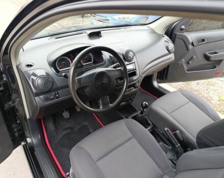 Черный Шевроле Авео, объемом двигателя 1.5 л и пробегом 216 тыс. км за 4000 $, фото 9 на Automoto.ua