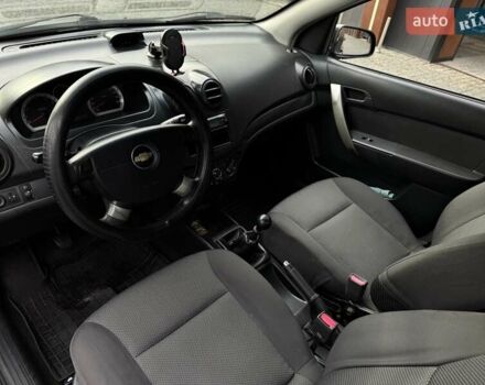 Черный Шевроле Авео, объемом двигателя 1.5 л и пробегом 173 тыс. км за 3300 $, фото 4 на Automoto.ua