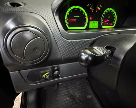 Черный Шевроле Авео, объемом двигателя 1.5 л и пробегом 181 тыс. км за 3500 $, фото 5 на Automoto.ua