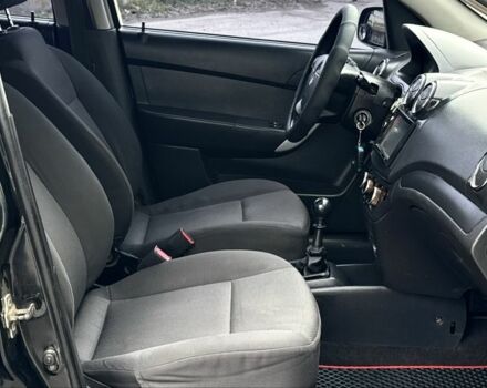 Черный Шевроле Авео, объемом двигателя 1.5 л и пробегом 220 тыс. км за 3800 $, фото 17 на Automoto.ua