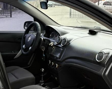 Черный Шевроле Авео, объемом двигателя 1.5 л и пробегом 220 тыс. км за 3800 $, фото 16 на Automoto.ua