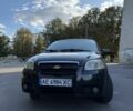 Черный Шевроле Авео, объемом двигателя 1.5 л и пробегом 300 тыс. км за 3450 $, фото 1 на Automoto.ua