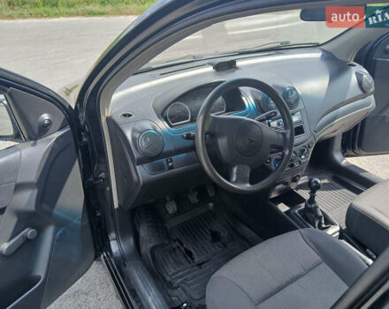 Черный Шевроле Авео, объемом двигателя 1.5 л и пробегом 120 тыс. км за 3900 $, фото 2 на Automoto.ua