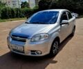 Черный Шевроле Авео, объемом двигателя 1.4 л и пробегом 300 тыс. км за 3800 $, фото 1 на Automoto.ua
