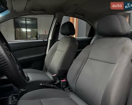 Черный Шевроле Авео, объемом двигателя 1.5 л и пробегом 173 тыс. км за 3300 $, фото 5 на Automoto.ua