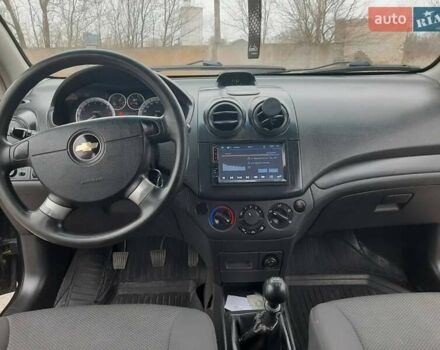 Черный Шевроле Авео, объемом двигателя 1.5 л и пробегом 159 тыс. км за 3750 $, фото 6 на Automoto.ua