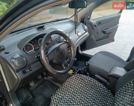 Черный Шевроле Авео, объемом двигателя 1.5 л и пробегом 254 тыс. км за 4200 $, фото 9 на Automoto.ua