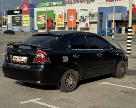 Черный Шевроле Авео, объемом двигателя 1.5 л и пробегом 300 тыс. км за 4500 $, фото 2 на Automoto.ua