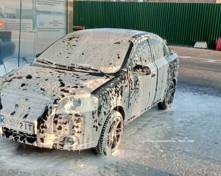 Черный Шевроле Авео, объемом двигателя 1.5 л и пробегом 140 тыс. км за 5000 $, фото 1 на Automoto.ua