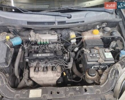 Черный Шевроле Авео, объемом двигателя 1.5 л и пробегом 189 тыс. км за 3600 $, фото 6 на Automoto.ua