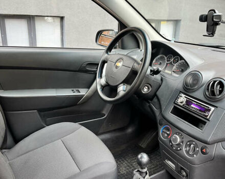 Шевроле Авео 2010 в Киеве на Automoto.ua Черный Шевроле Авео, объемом двигателя 1.5 л и пробегом 69 тыс. км за 5300 $, фото 9 на Automoto.ua