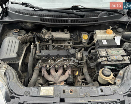 Черный Шевроле Авео, объемом двигателя 1.5 л и пробегом 183 тыс. км за 2900 $, фото 37 на Automoto.ua