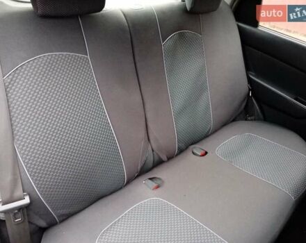 Черный Шевроле Авео, объемом двигателя 1.5 л и пробегом 300 тыс. км за 3000 $, фото 10 на Automoto.ua