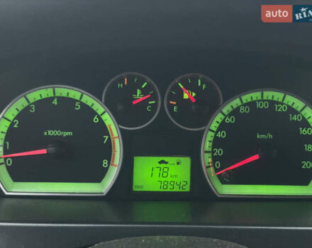 Черный Шевроле Авео, объемом двигателя 1.5 л и пробегом 79 тыс. км за 5800 $, фото 8 на Automoto.ua