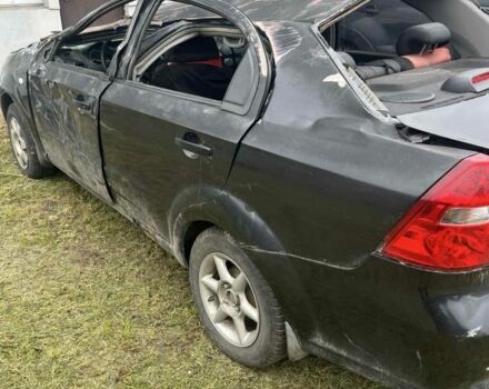 Черный Шевроле Авео, объемом двигателя 1.5 л и пробегом 150 тыс. км за 1000 $, фото 1 на Automoto.ua