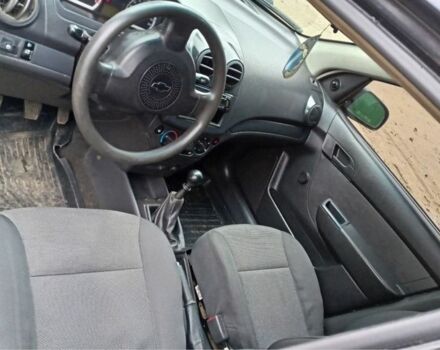 Черный Шевроле Авео, объемом двигателя 1.6 л и пробегом 200 тыс. км за 2800 $, фото 4 на Automoto.ua