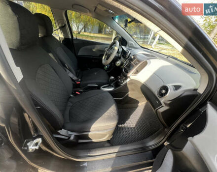 Чорний Шевроле Авео, об'ємом двигуна 1.4 л та пробігом 200 тис. км за 6300 $, фото 11 на Automoto.ua