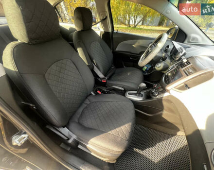 Чорний Шевроле Авео, об'ємом двигуна 1.4 л та пробігом 200 тис. км за 6300 $, фото 10 на Automoto.ua