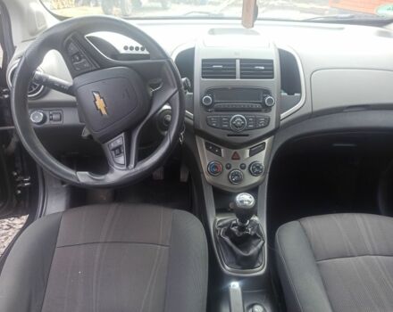 Черный Шевроле Авео, объемом двигателя 1.2 л и пробегом 236 тыс. км за 5400 $, фото 4 на Automoto.ua