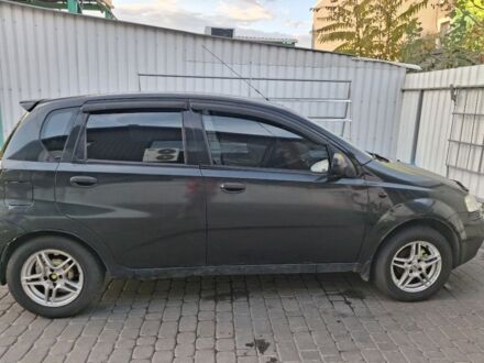 Черный Шевроле Авео, объемом двигателя 1.5 л и пробегом 220 тыс. км за 2000 $, фото 1 на Automoto.ua