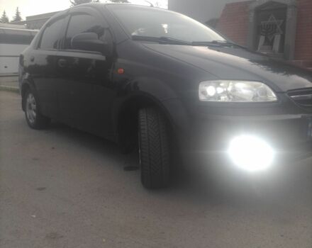 Чорний Шевроле Авео, об'ємом двигуна 1.5 л та пробігом 230 тис. км за 2800 $, фото 1 на Automoto.ua