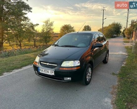 Черный Шевроле Авео, объемом двигателя 1.5 л и пробегом 216 тыс. км за 2450 $, фото 1 на Automoto.ua