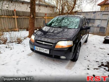 Черный Шевроле Авео, объемом двигателя 1.5 л и пробегом 220 тыс. км за 2100 $, фото 1 на Automoto.ua