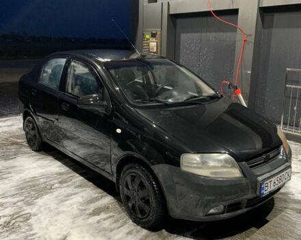 Черный Шевроле Авео, объемом двигателя 1.5 л и пробегом 230 тыс. км за 2000 $, фото 1 на Automoto.ua