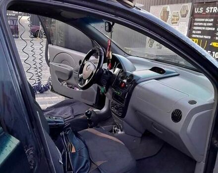 Черный Шевроле Авео, объемом двигателя 1.5 л и пробегом 417 тыс. км за 3200 $, фото 1 на Automoto.ua