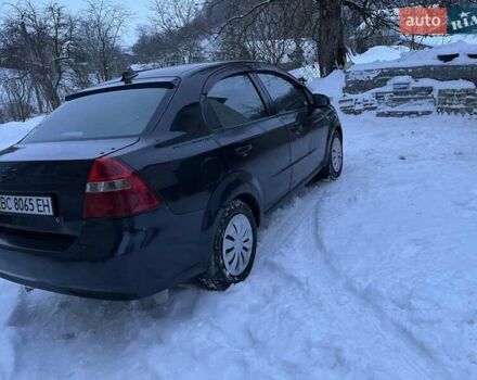 Черный Шевроле Авео, объемом двигателя 1.5 л и пробегом 320 тыс. км за 2700 $, фото 1 на Automoto.ua