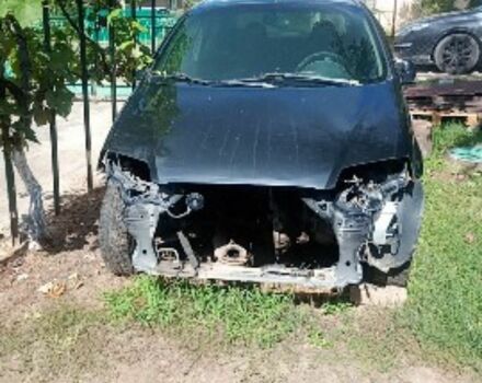 Черный Шевроле Авео, объемом двигателя 1.5 л и пробегом 270 тыс. км за 700 $, фото 1 на Automoto.ua