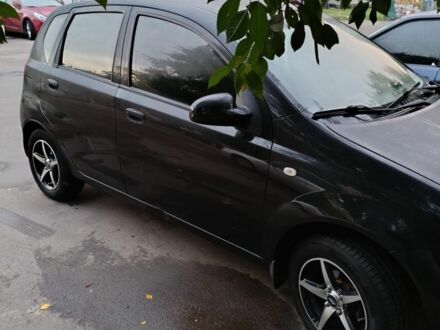 Черный Шевроле Авео, объемом двигателя 1.5 л и пробегом 168 тыс. км за 3400 $, фото 1 на Automoto.ua