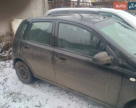 Черный Шевроле Авео, объемом двигателя 1.5 л и пробегом 292 тыс. км за 1400 $, фото 1 на Automoto.ua
