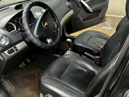 Черный Шевроле Авео, объемом двигателя 1.6 л и пробегом 104 тыс. км за 3500 $, фото 1 на Automoto.ua