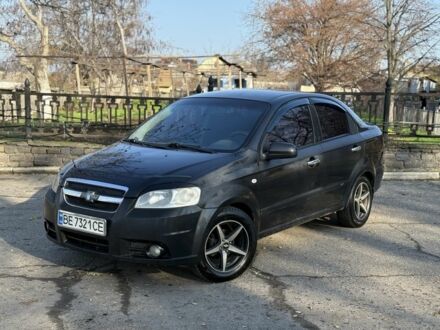 Черный Шевроле Авео, объемом двигателя 1.5 л и пробегом 299 тыс. км за 2350 $, фото 1 на Automoto.ua