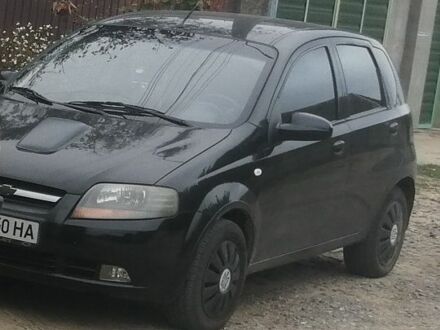 Черный Шевроле Авео, объемом двигателя 1.5 л и пробегом 250 тыс. км за 4000 $, фото 1 на Automoto.ua