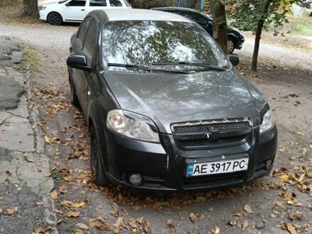 Черный Шевроле Авео, объемом двигателя 1.5 л и пробегом 220 тыс. км за 2100 $, фото 1 на Automoto.ua