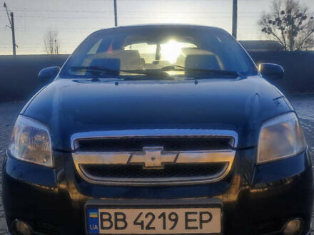 Черный Шевроле Авео, объемом двигателя 1.5 л и пробегом 449 тыс. км за 2800 $, фото 1 на Automoto.ua