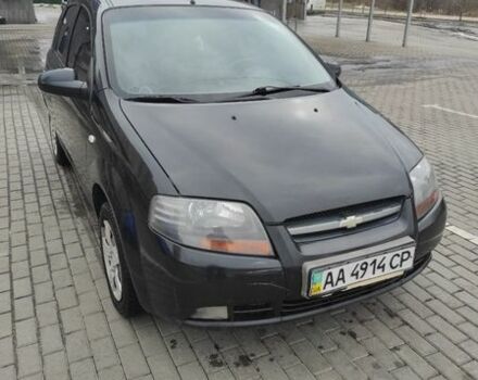 Черный Шевроле Авео, объемом двигателя 1.5 л и пробегом 215 тыс. км за 2100 $, фото 1 на Automoto.ua