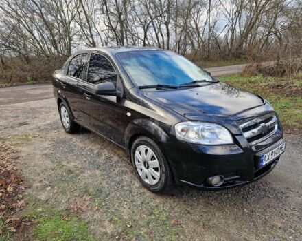 Черный Шевроле Авео, объемом двигателя 1.5 л и пробегом 256 тыс. км за 4200 $, фото 1 на Automoto.ua