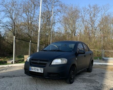 Черный Шевроле Авео, объемом двигателя 1.5 л и пробегом 250 тыс. км за 2350 $, фото 1 на Automoto.ua