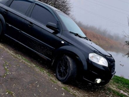 Черный Шевроле Авео, объемом двигателя 1.5 л и пробегом 218 тыс. км за 4000 $, фото 1 на Automoto.ua