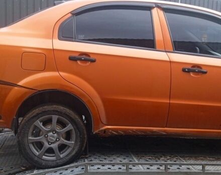Коричневий Шевроле Авео, об'ємом двигуна 1.5 л та пробігом 310 тис. км за 1500 $, фото 2 на Automoto.ua