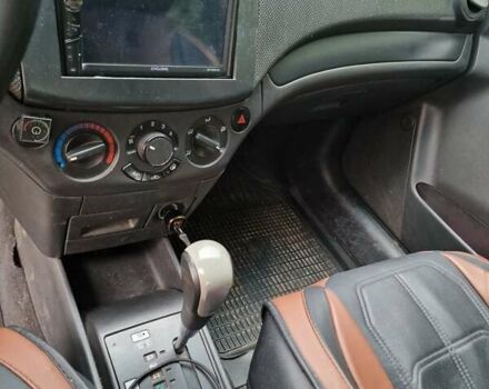 Коричневый Шевроле Авео, объемом двигателя 1.5 л и пробегом 230 тыс. км за 3400 $, фото 1 на Automoto.ua