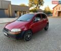 Красный Шевроле Авео, объемом двигателя 1.15 л и пробегом 240 тыс. км за 2350 $, фото 1 на Automoto.ua