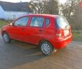 Красный Шевроле Авео, объемом двигателя 1.15 л и пробегом 300 тыс. км за 1550 $, фото 3 на Automoto.ua