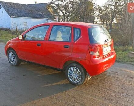 Красный Шевроле Авео, объемом двигателя 1.2 л и пробегом 300 тыс. км за 1699 $, фото 3 на Automoto.ua