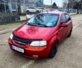 Красный Шевроле Авео, объемом двигателя 1.5 л и пробегом 159 тыс. км за 4500 $, фото 1 на Automoto.ua