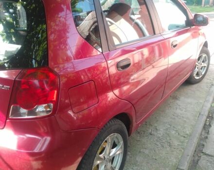 Красный Шевроле Авео, объемом двигателя 1.5 л и пробегом 130 тыс. км за 2500 $, фото 3 на Automoto.ua